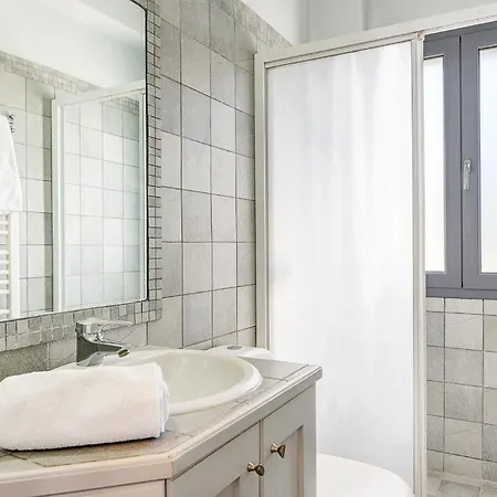 Sleeps 4 Pool Air Con Wifi Вилла Kaligata